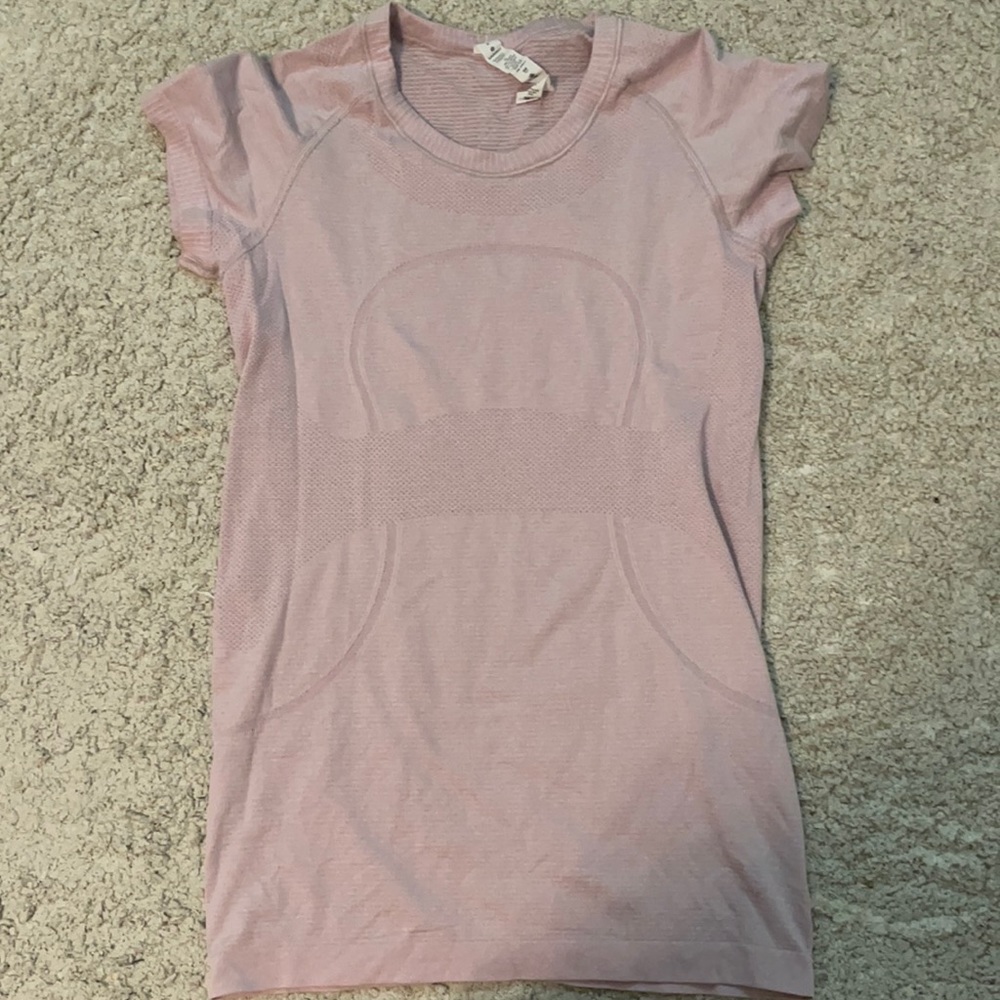 Lulu lemon swiftly tech shirt